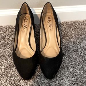 Abella Black Heels